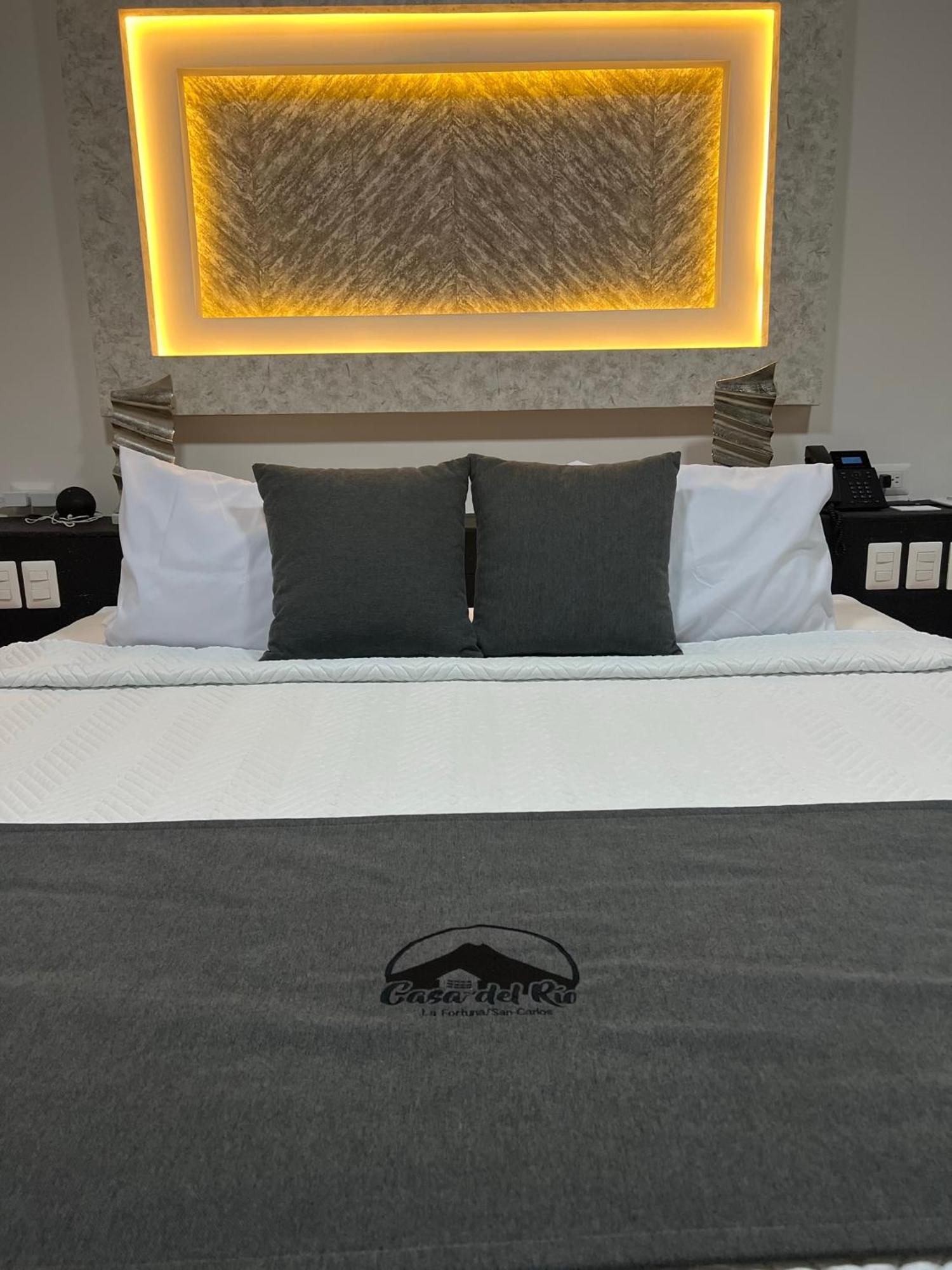Hotel Boutique Casa Del Rio La Fortuna 外观 照片